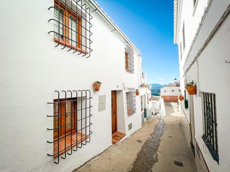 Casa La Buganvilla Olvera Exteriör bild